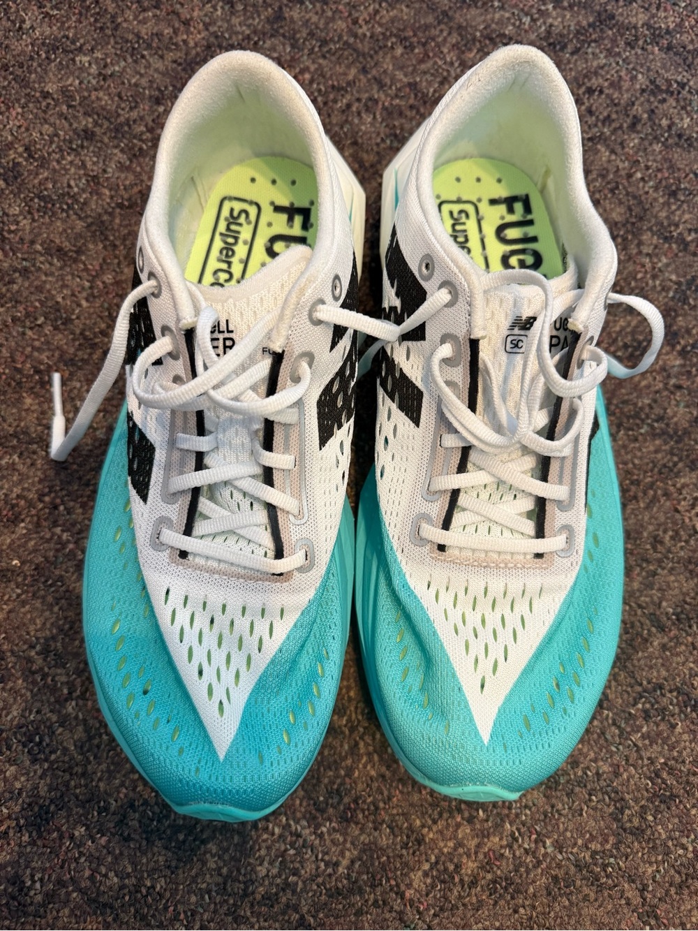 New Balance Women's White & Teal FuelCell Pacer Running Shoes - size W9